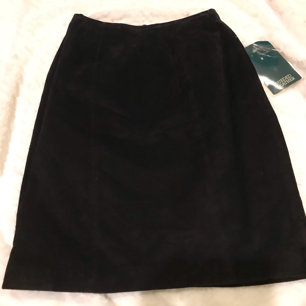 Never Worn Black Suede Skirt w Tags Size 4